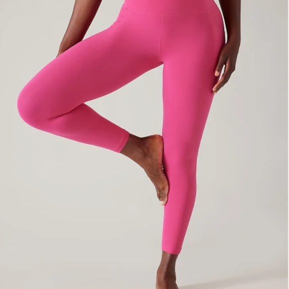 Athleta SALUTATION STASH 7/8 TIGHT - small/petite - Picture 4 of 5